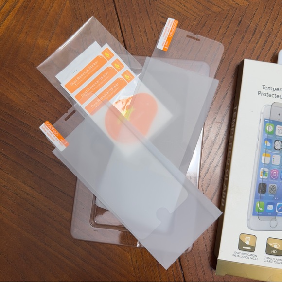 Tempered Glass Screen Protector 2 Pack - Picture 3 of 3